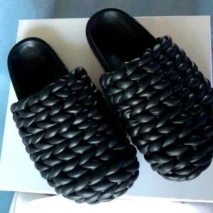Chloe Black Leather Slides